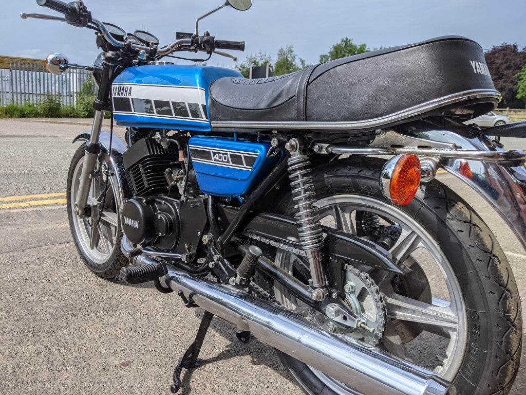 Yamaha RD400C Full Restoration - Painted