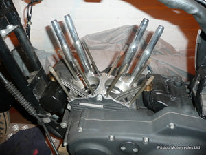 Jim's Harley 1250cc - Engine stripped